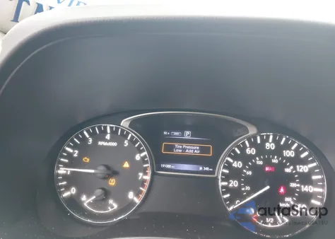 2017 Nissan Pathfinder S z USA, uszkodzony, nr VIN 5N1DR2MM9HC695021